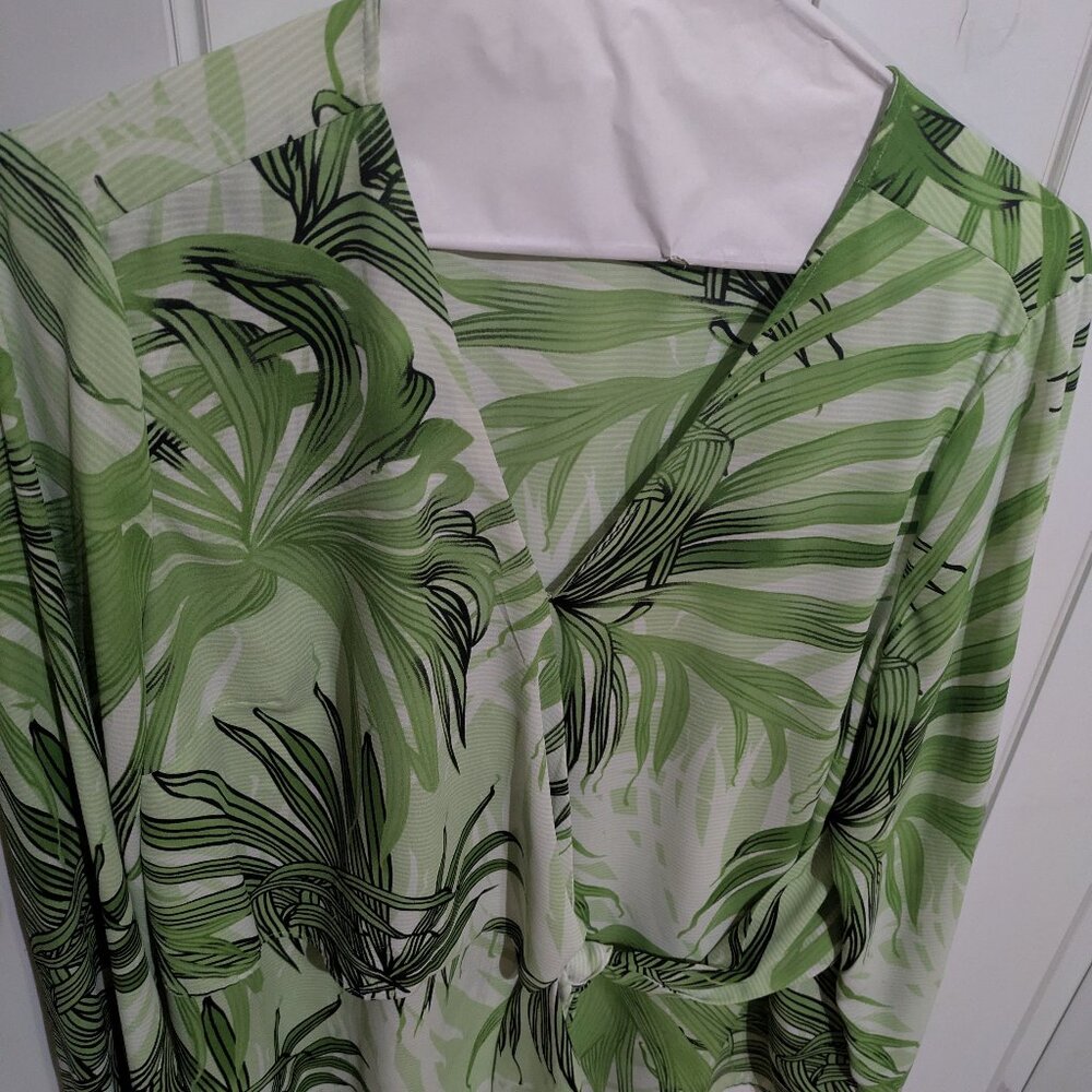 ~Women's Beautiful blouse
